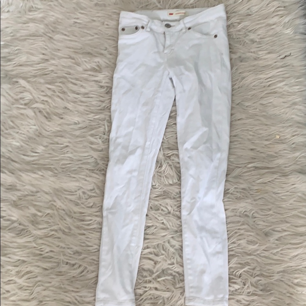 white levi’s jeans!